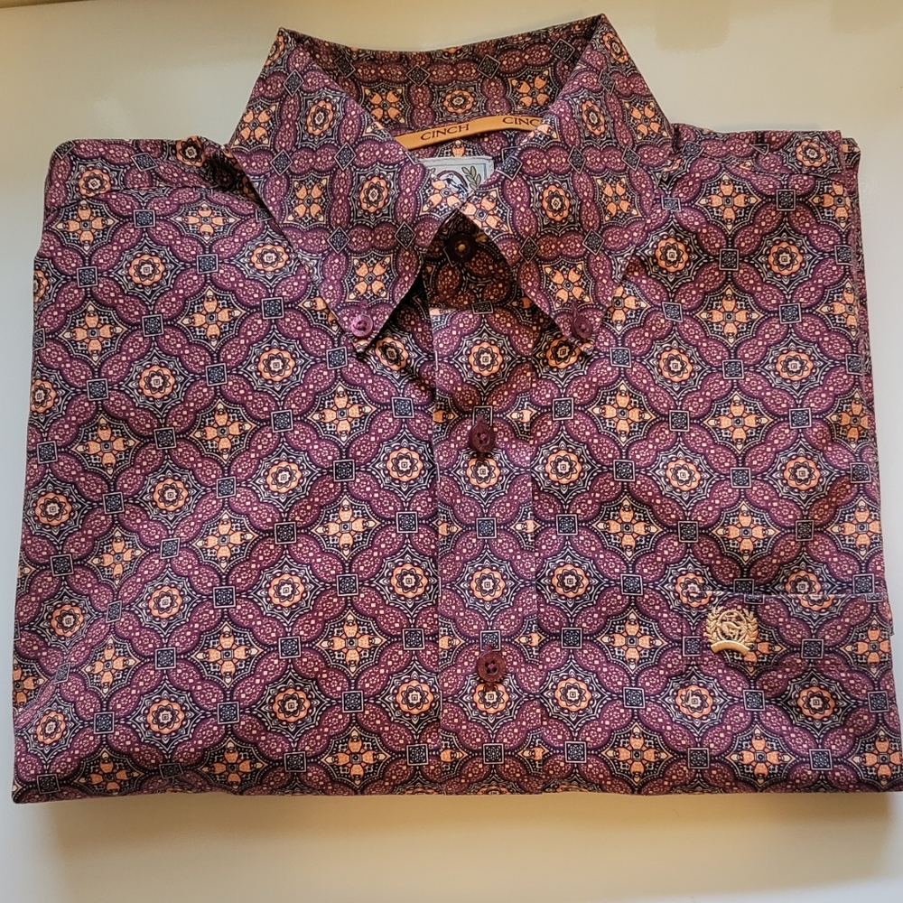 Mens Small Cinch shirt